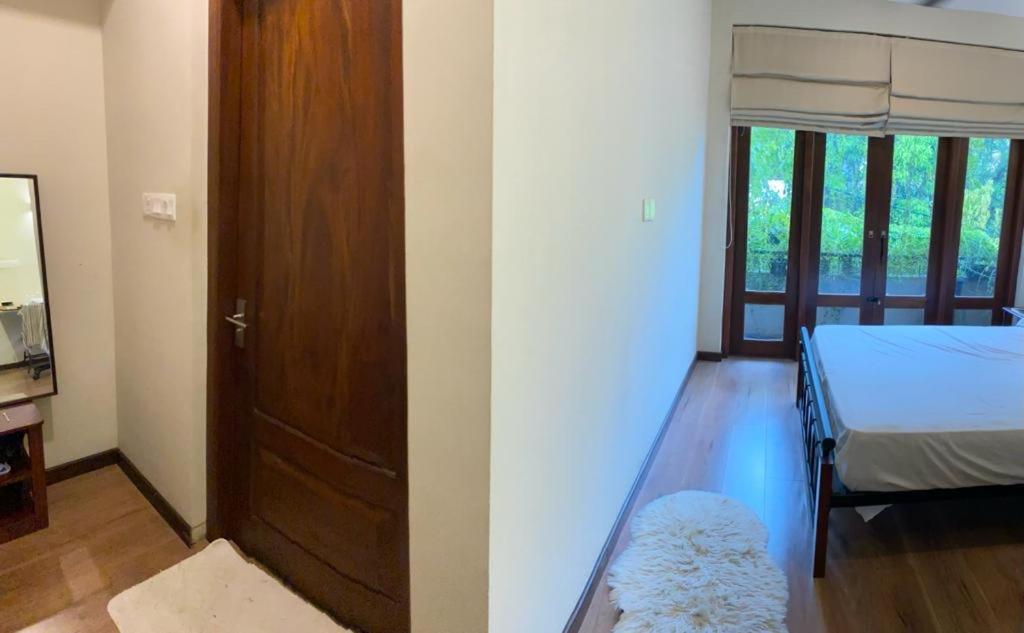 Cozy Luxury Room With Balcony View ! Rajagiriya Exterior foto